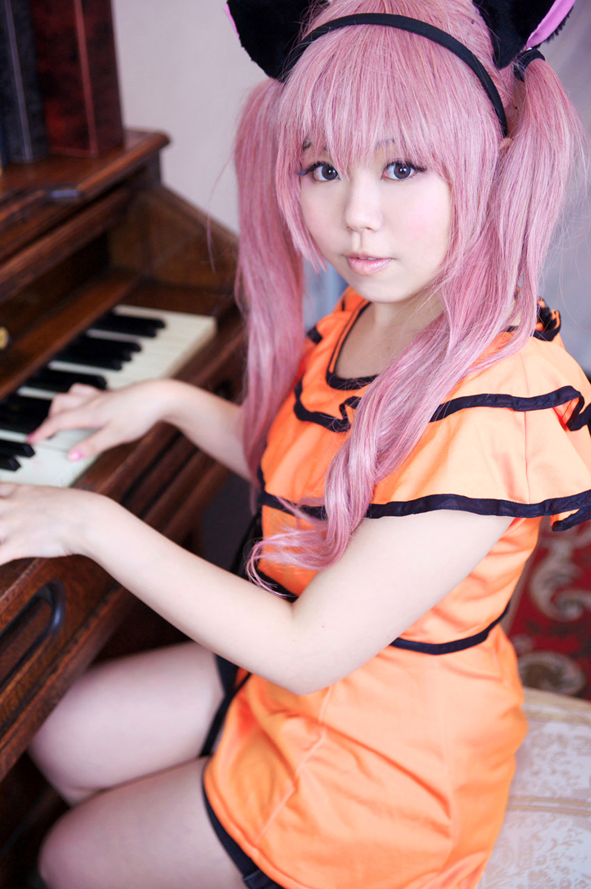 JapaneseThumbs AV Idol Cosplay Yori Ph