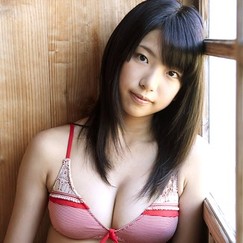 牧野結莉亜